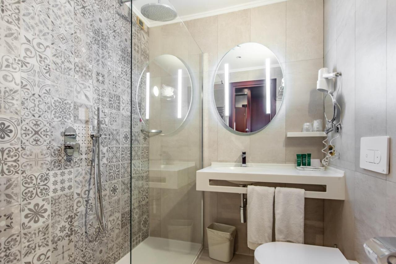 Hotiday Hotel Milano Turro Eksteriør billede