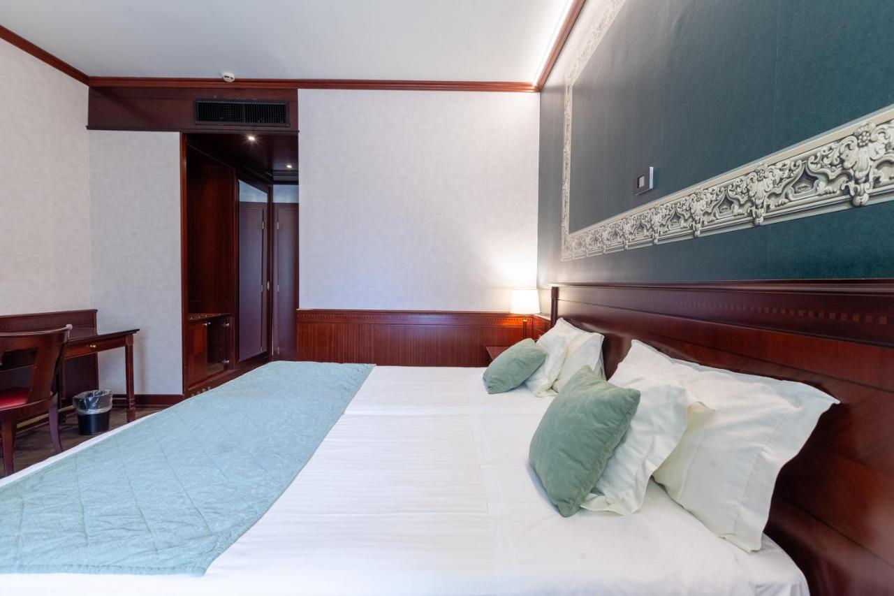 Hotiday Hotel Milano Turro Eksteriør billede